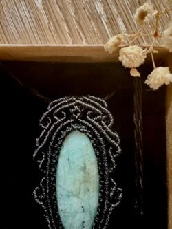 Talisman macramé turquoise africaine fait main