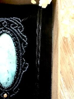 Talisman macramé turquoise africaine fait main