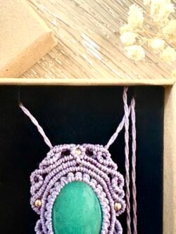 Talisman aventurine verte macramé fait main