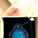 Talisman labradorite bleu macramé fait main