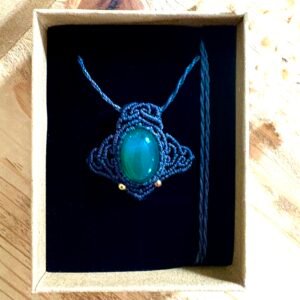 médaillon agate verte macramé fait main