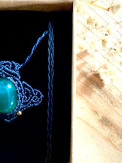 médaillon agate verte macramé fait main