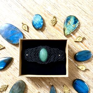 Bracelet cabochon aventurine verte.