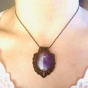 Médaillon style victorien améthyste.